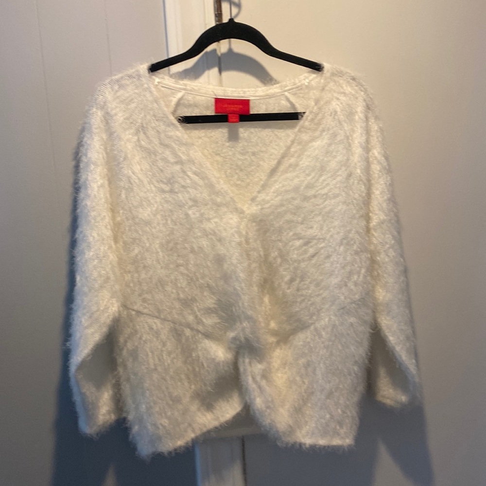 Jennifer Lopez super soft, light weight V-neck sweater.